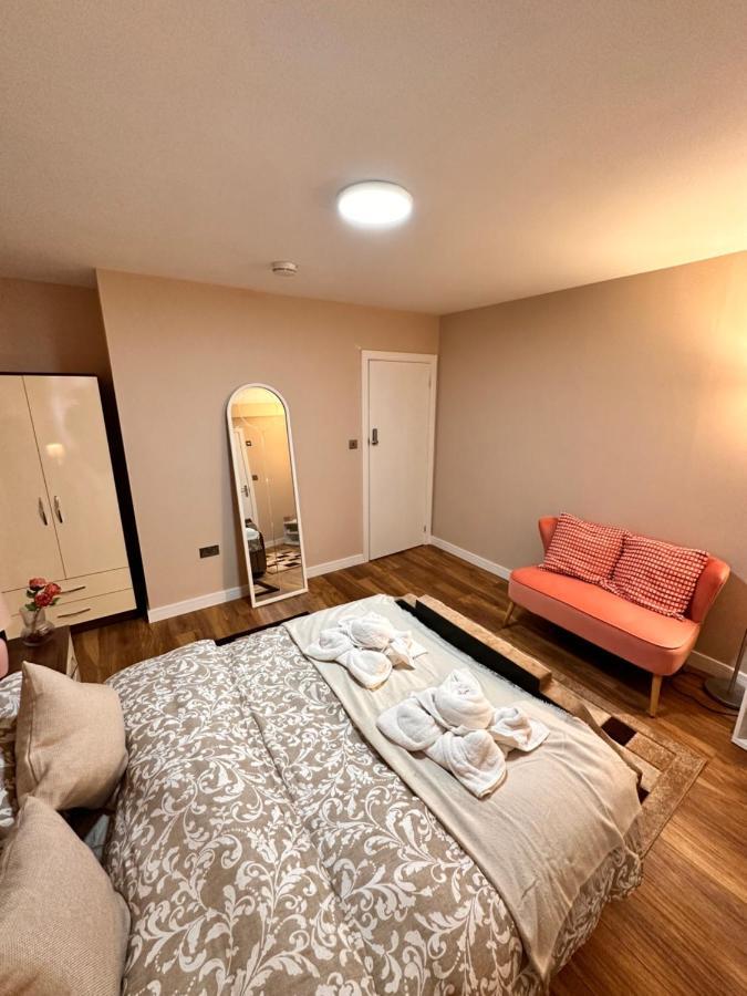 Canary Wharf Single Double And En-Suite Rooms London Eksteriør bilde