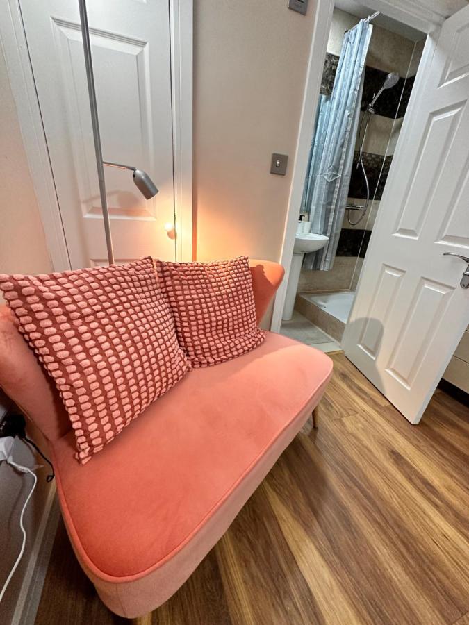 Canary Wharf Single Double And En-Suite Rooms London Eksteriør bilde