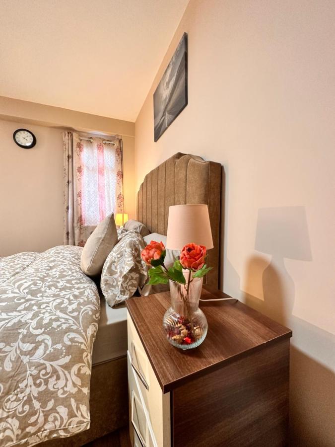 Canary Wharf Single Double And En-Suite Rooms London Eksteriør bilde