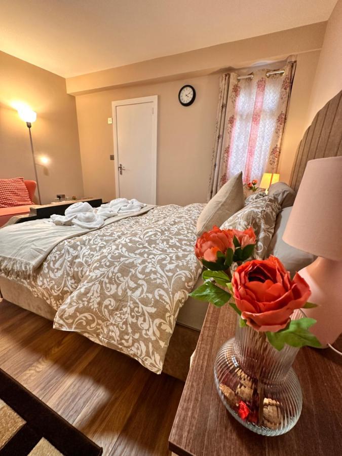 Canary Wharf Single Double And En-Suite Rooms London Eksteriør bilde