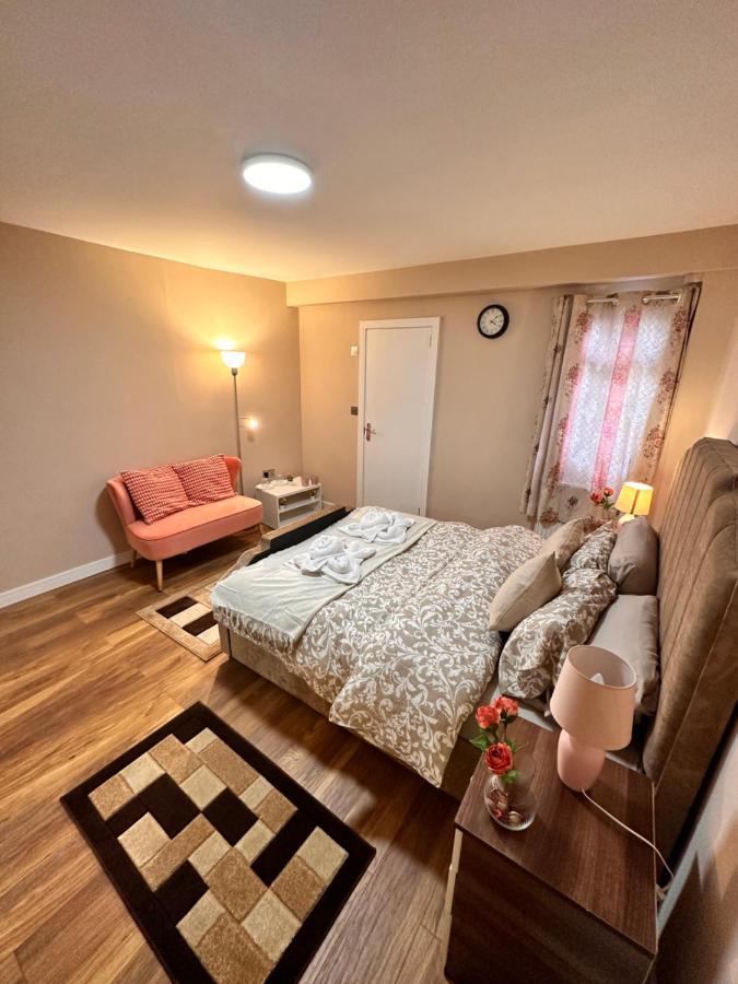 Canary Wharf Single Double And En-Suite Rooms London Eksteriør bilde
